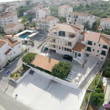 Apartments Fumija Trogir Bagian luar foto