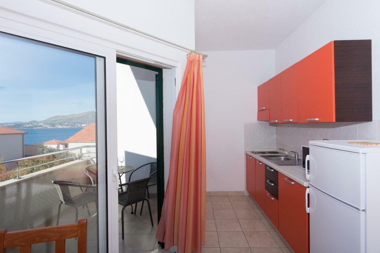 Apartments Fumija Trogir Bagian luar foto