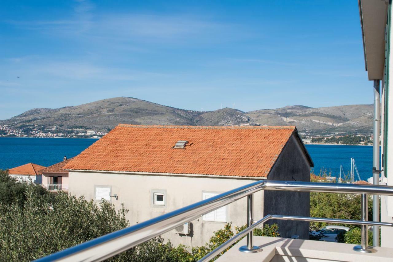 Apartments Fumija Trogir Bagian luar foto