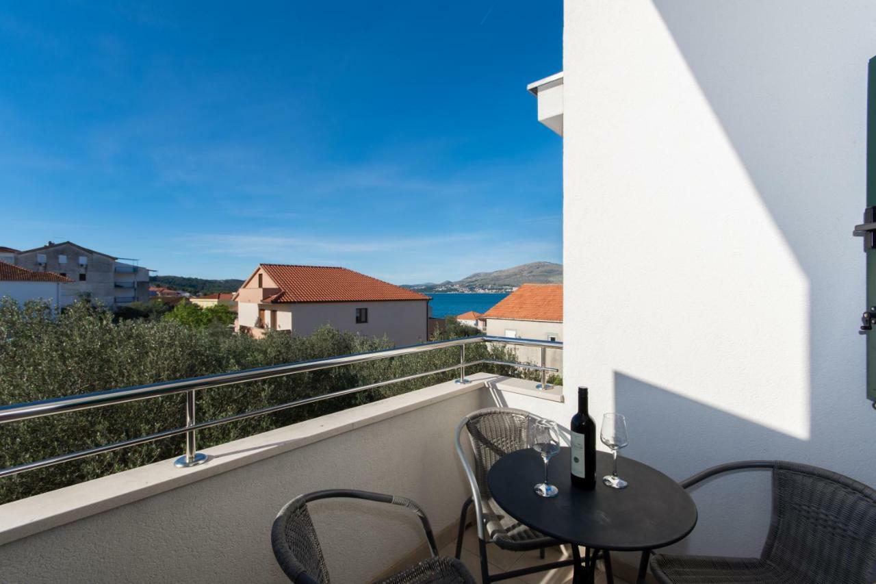 Apartments Fumija Trogir Bagian luar foto