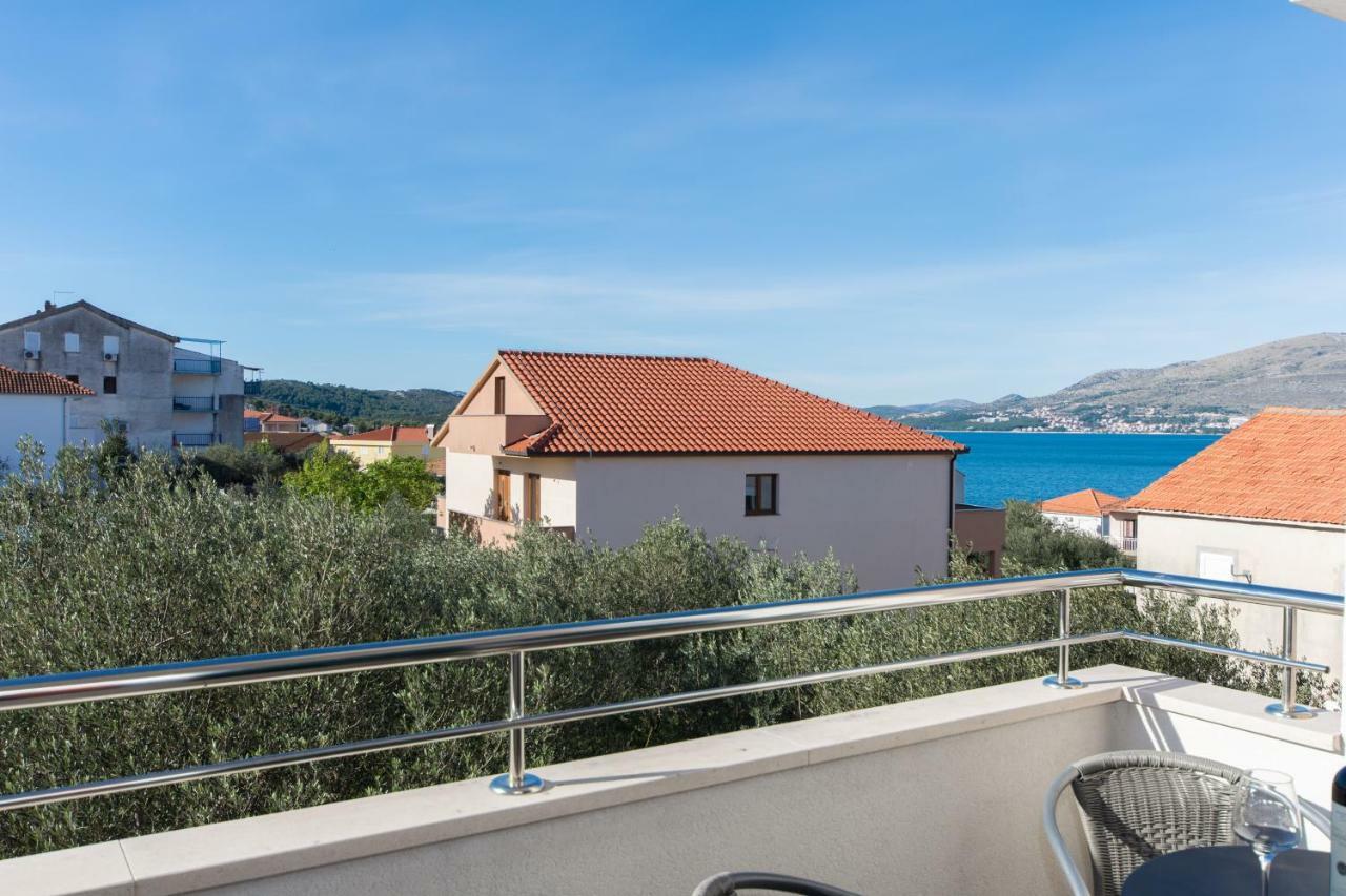 Apartments Fumija Trogir Bagian luar foto