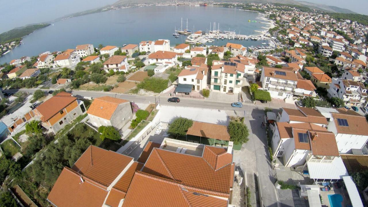 Apartments Fumija Trogir Bagian luar foto